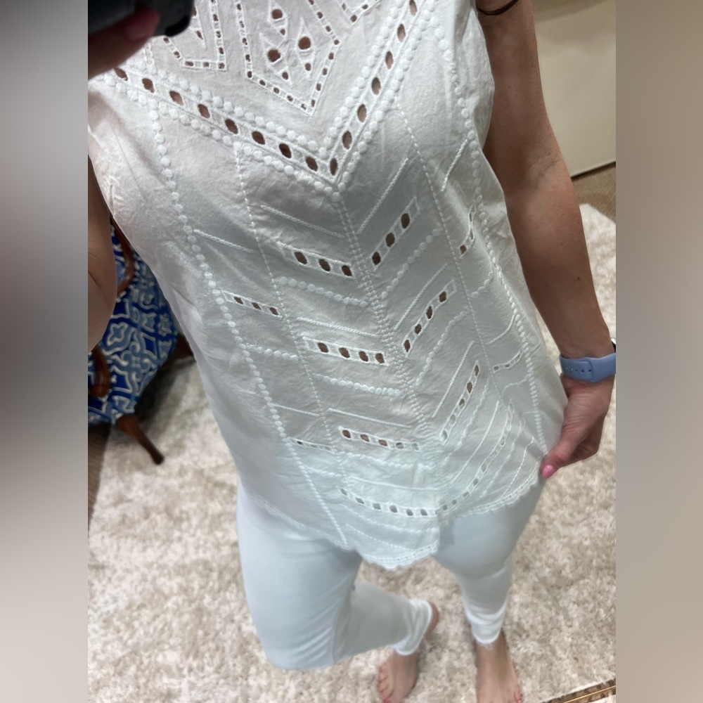 Gap Size Small - image 3